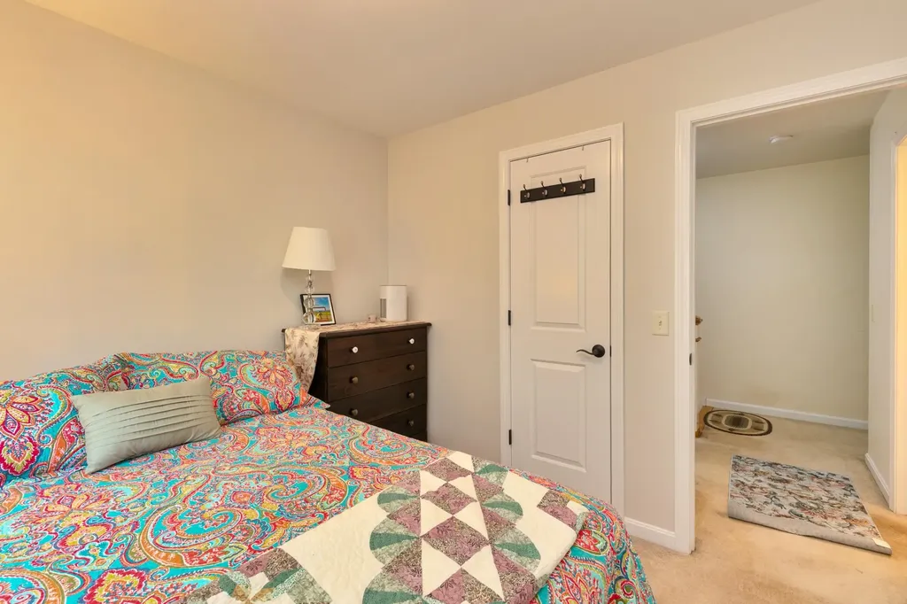 1376 Nh Route 11 Sunapee NH 03751