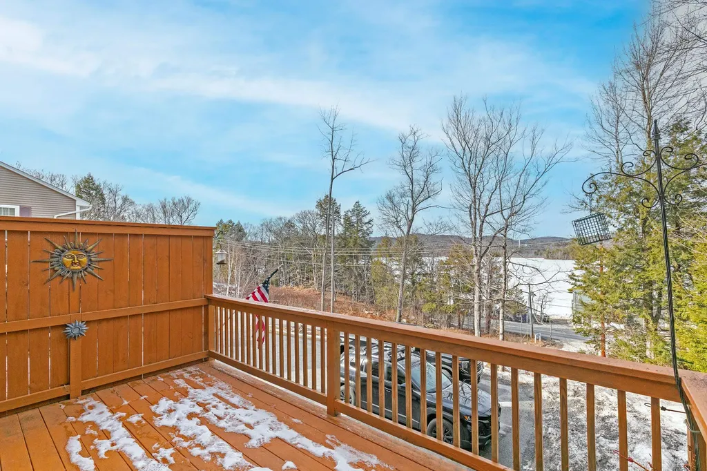 1376 Nh Route 11 Sunapee NH 03751