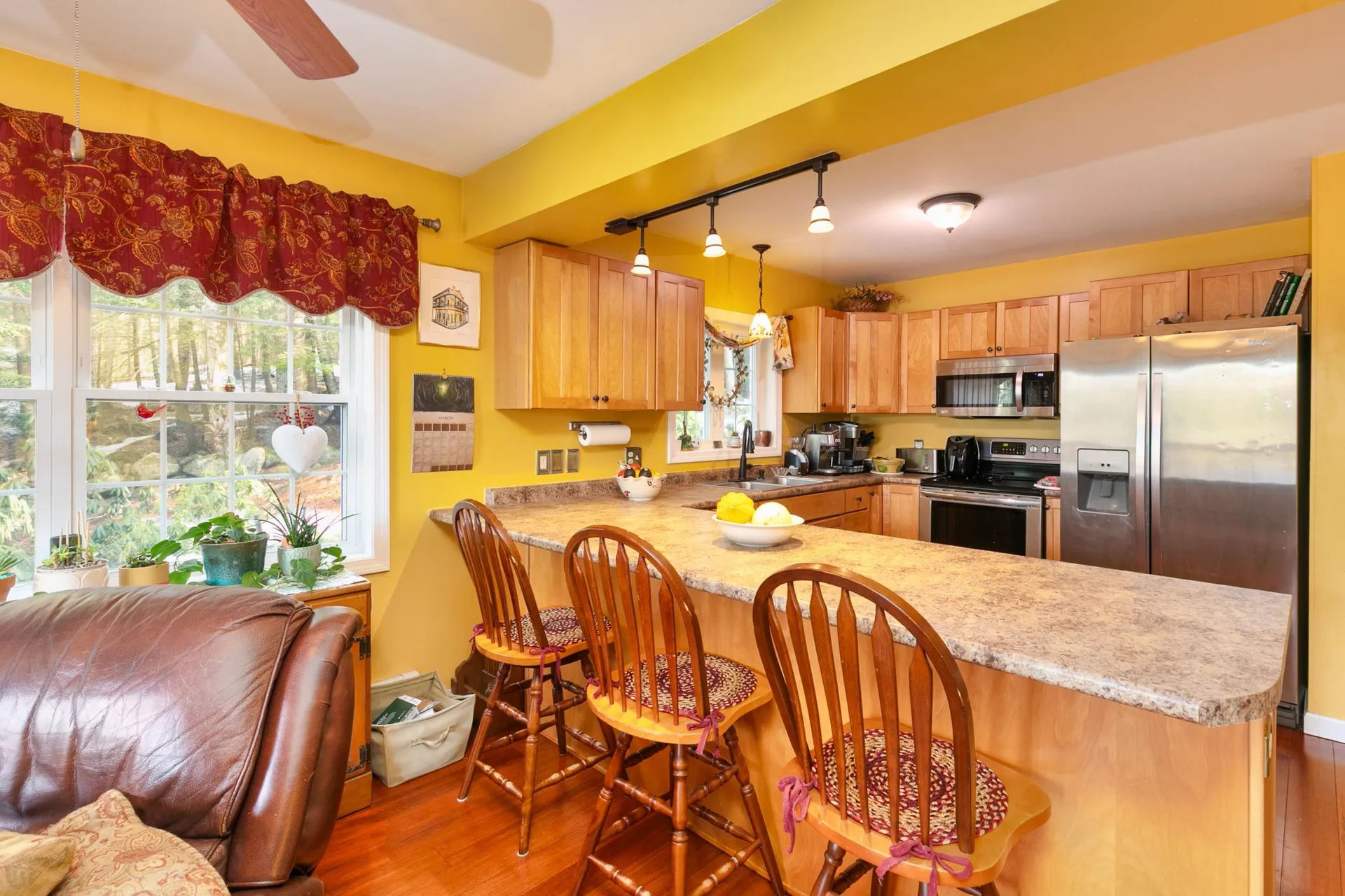 1376 Nh Route 11 Sunapee NH 03751