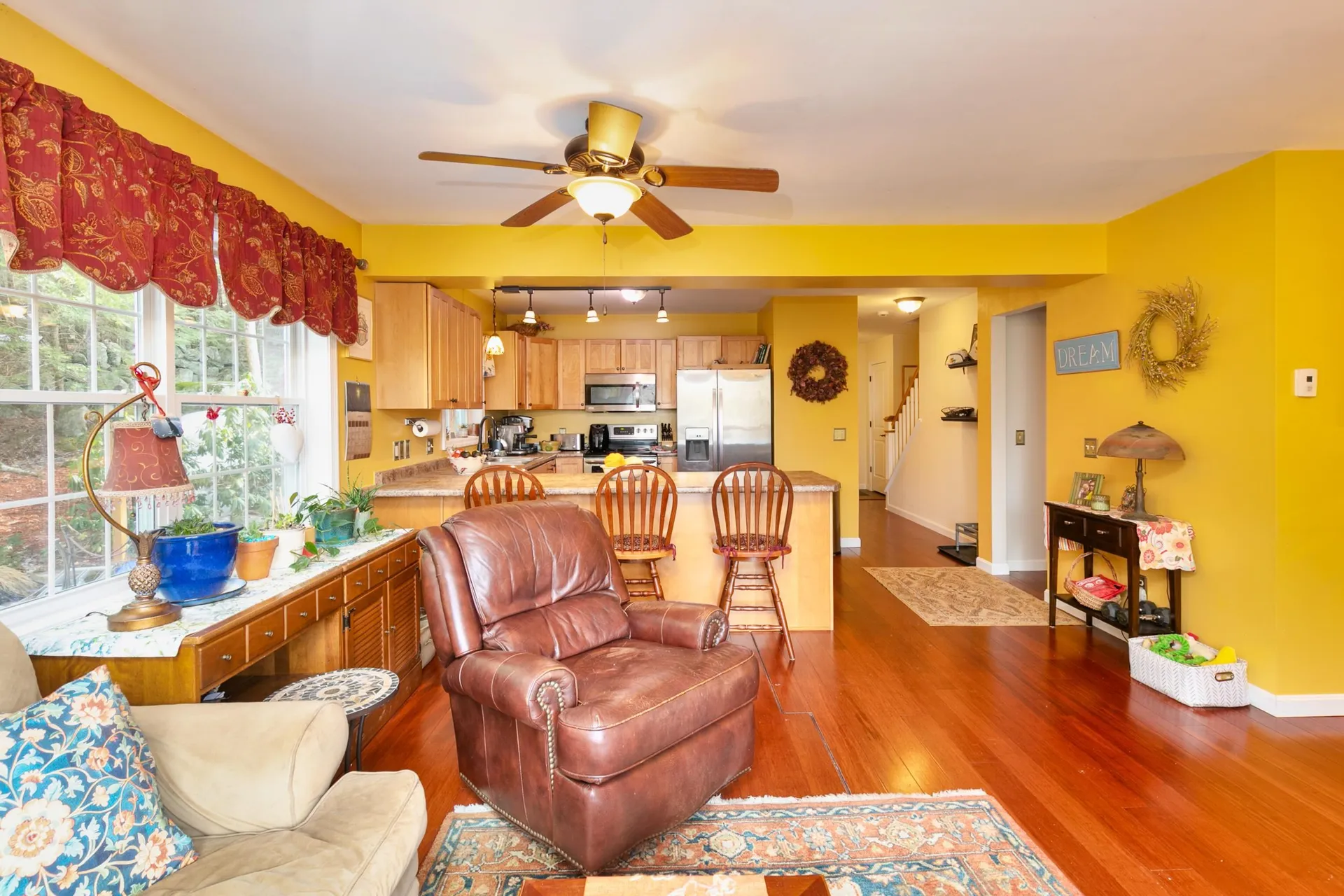 1376 Nh Route 11 Sunapee NH 03751