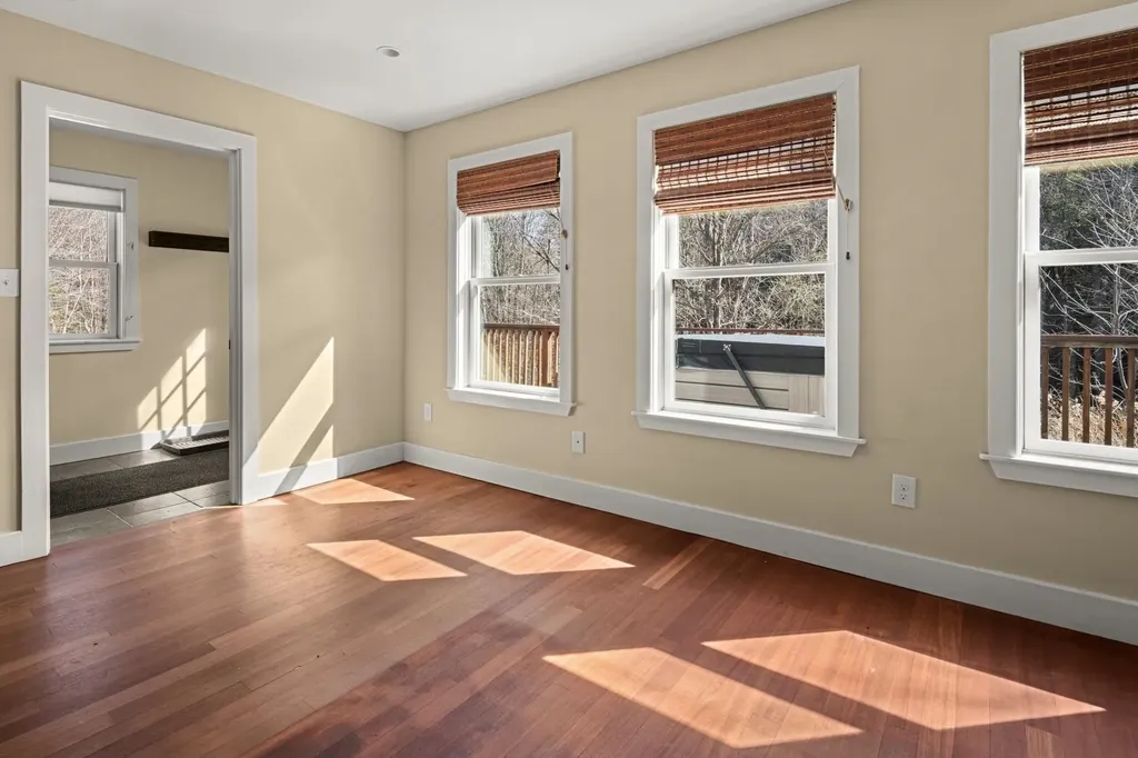 91 Manlin Road Fayston VT 05673