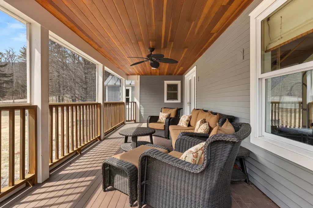 91 Manlin Road Fayston VT 05673