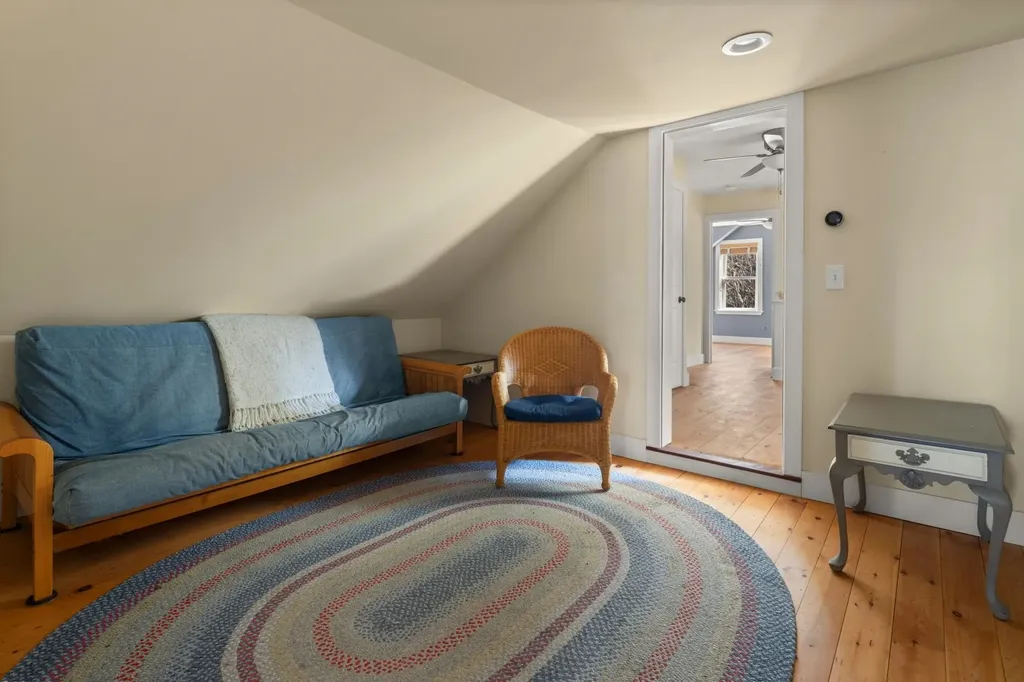 91 Manlin Road Fayston VT 05673