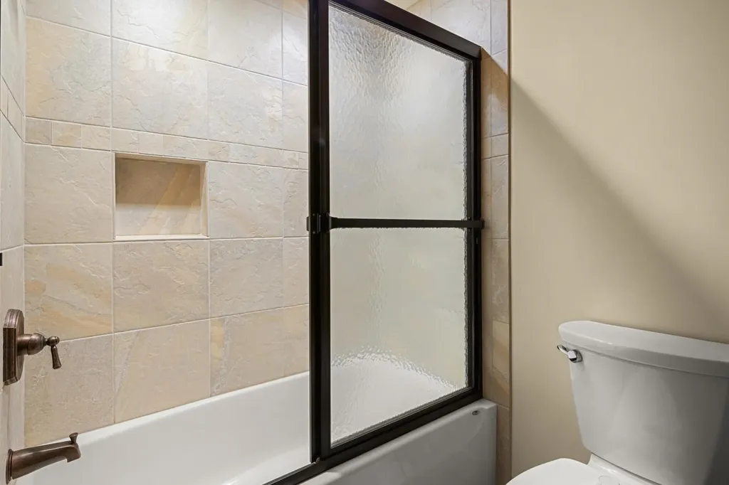 91 Manlin Road Fayston VT 05673