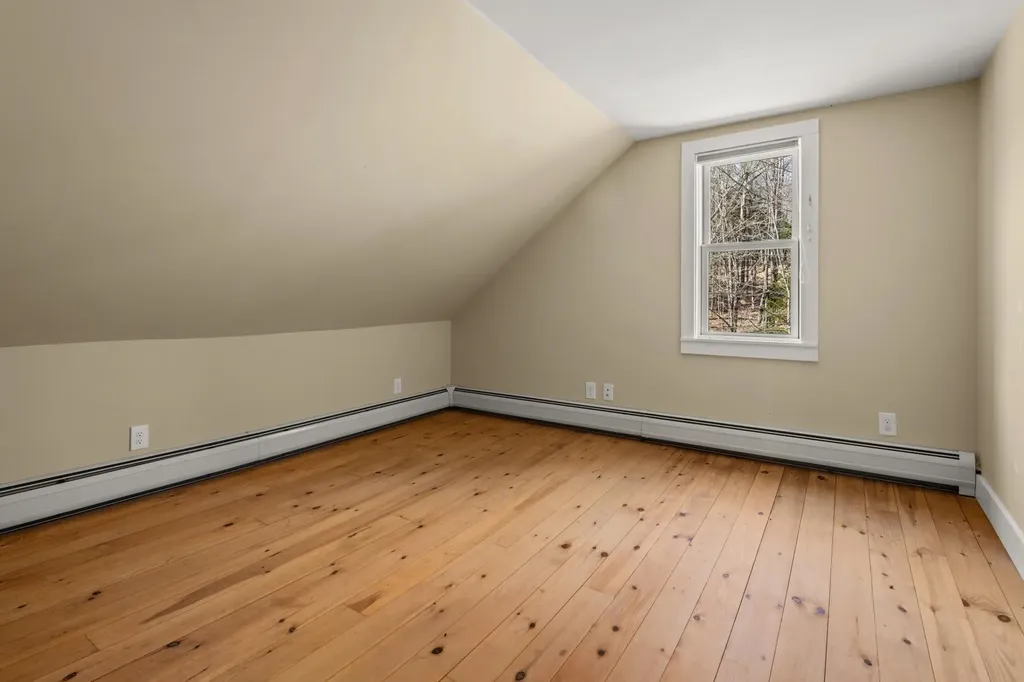 91 Manlin Road Fayston VT 05673