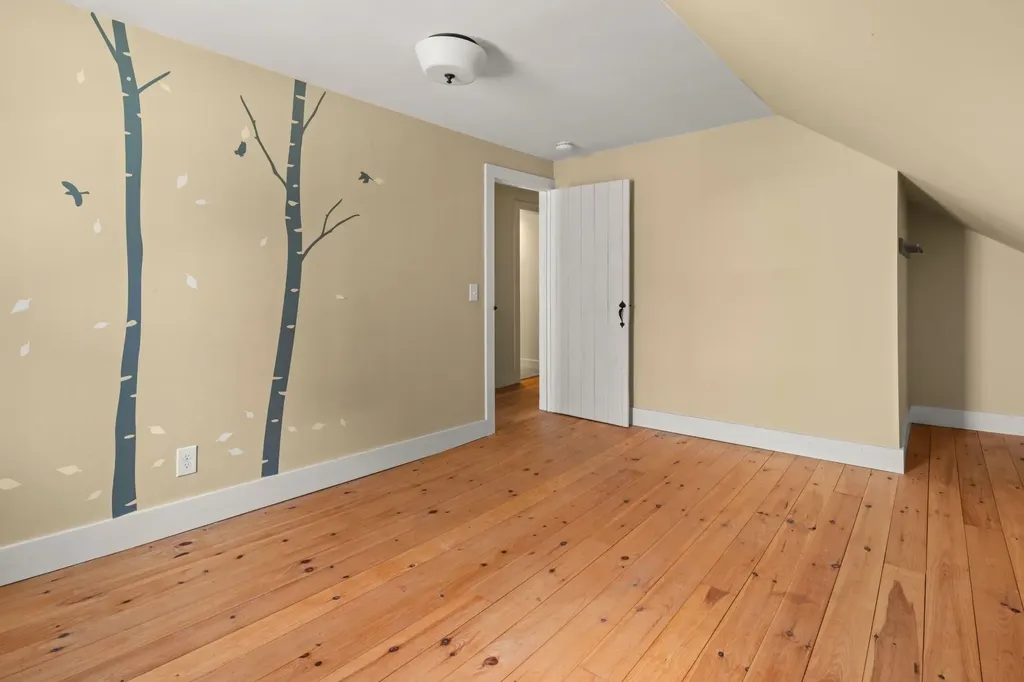 91 Manlin Road Fayston VT 05673