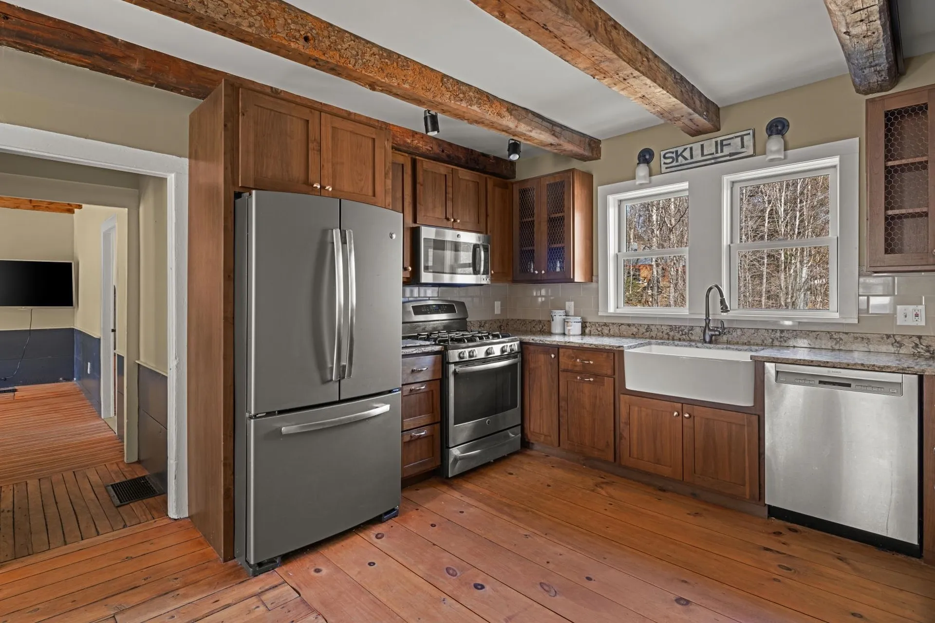 91 Manlin Road Fayston VT 05673