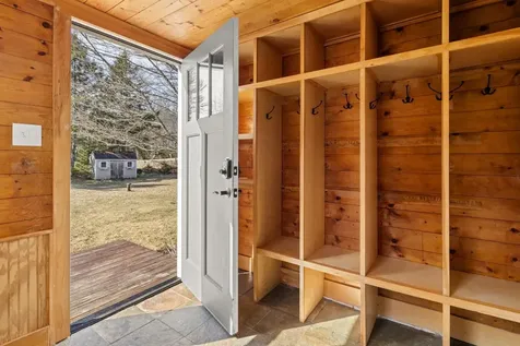 91 Manlin Road Fayston VT 05673