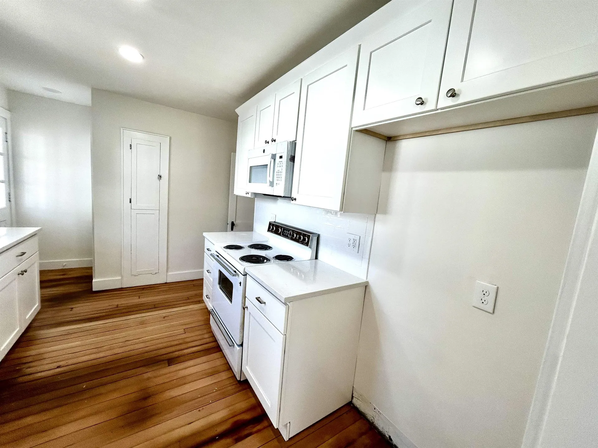 7 Towle Avenue Hampton NH 03842