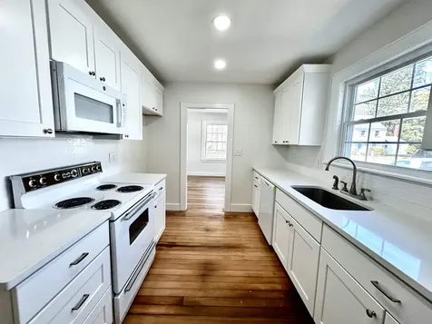 7 Towle Avenue Hampton NH 03842