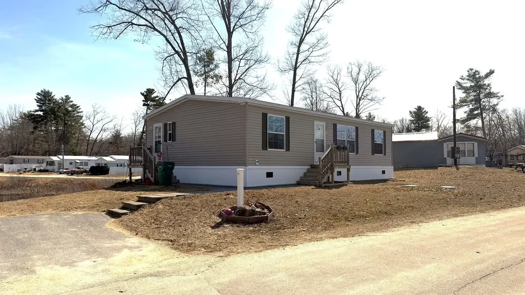 57 Riverview Drive Rochester NH 03867