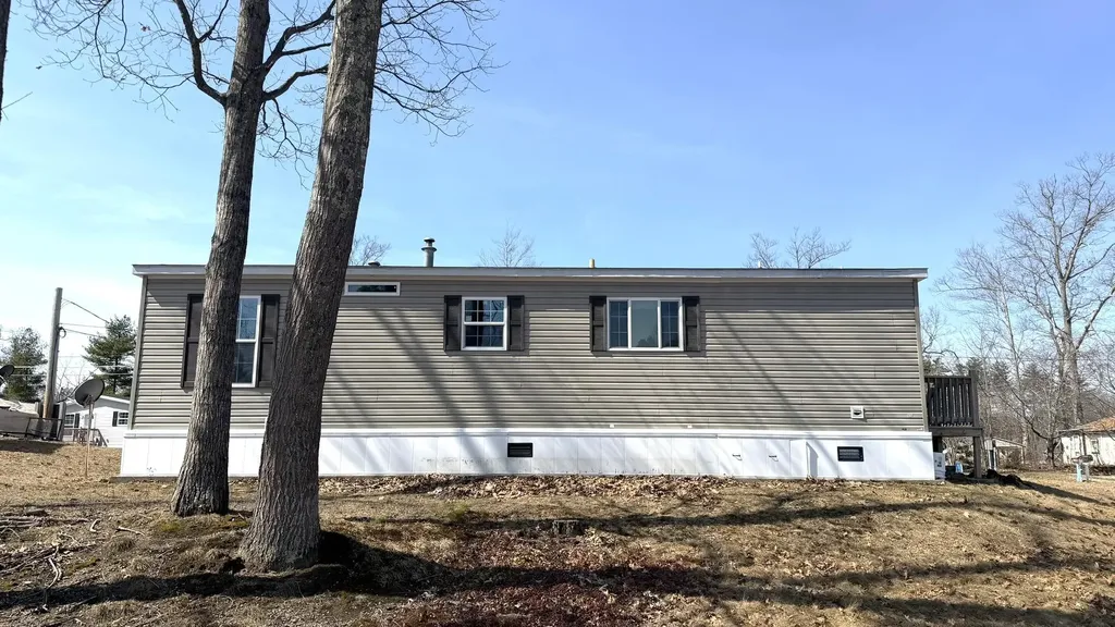 57 Riverview Drive Rochester NH 03867