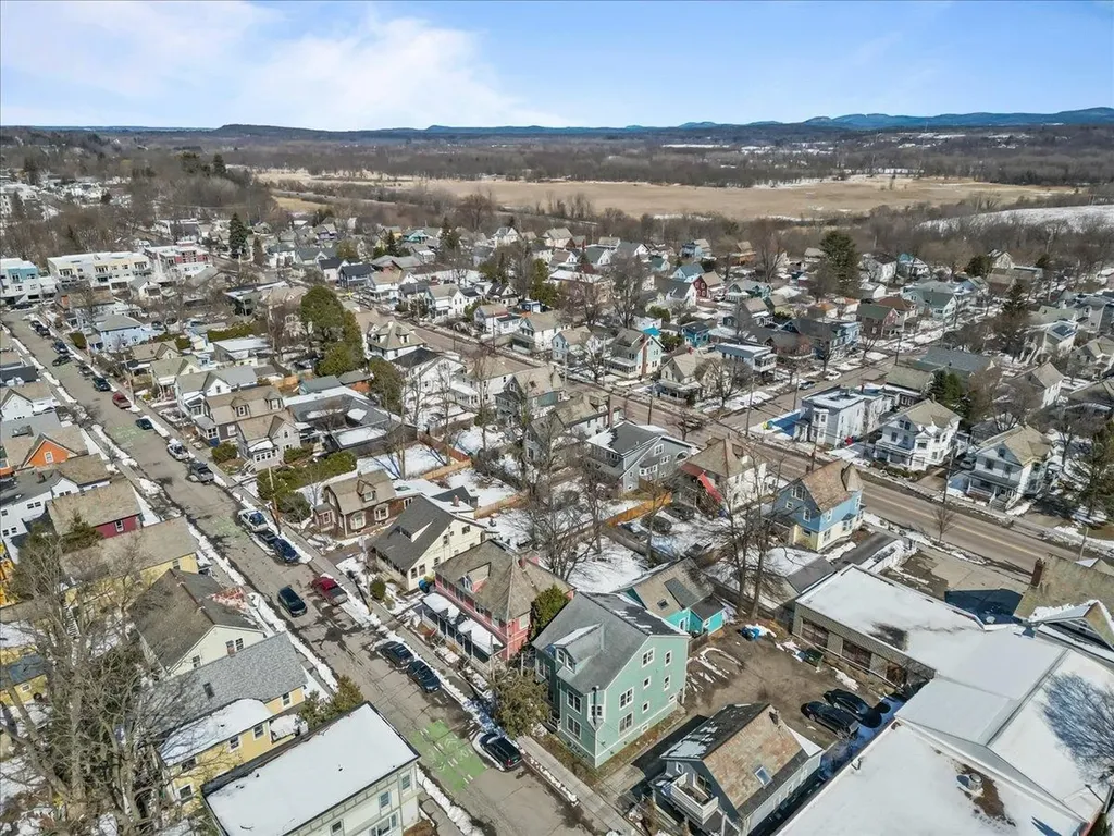 62 Lakeview Terrace Burlington VT 05401