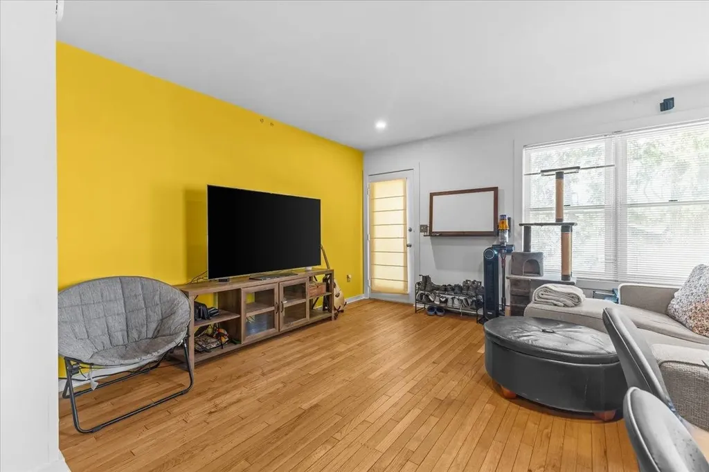 62 Lakeview Terrace Burlington VT 05401