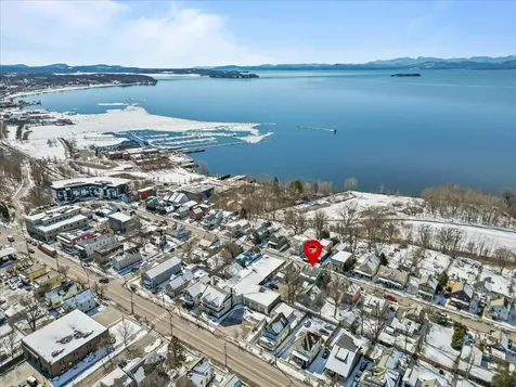 62 Lakeview Terrace Burlington VT 05401