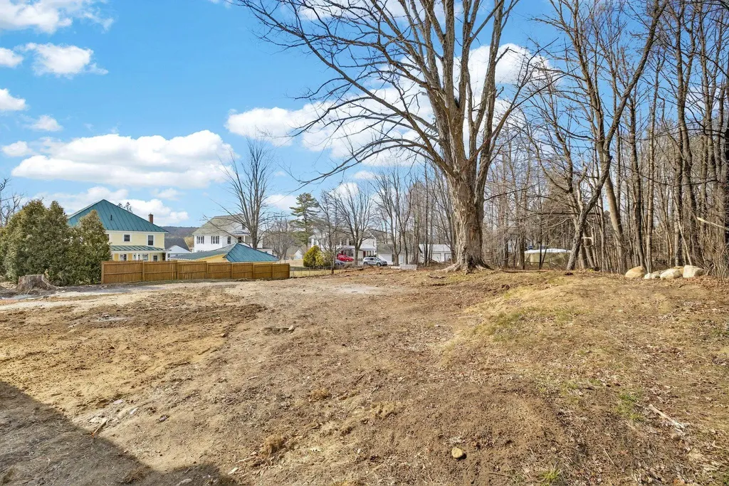52 Church Street Newport NH 03773