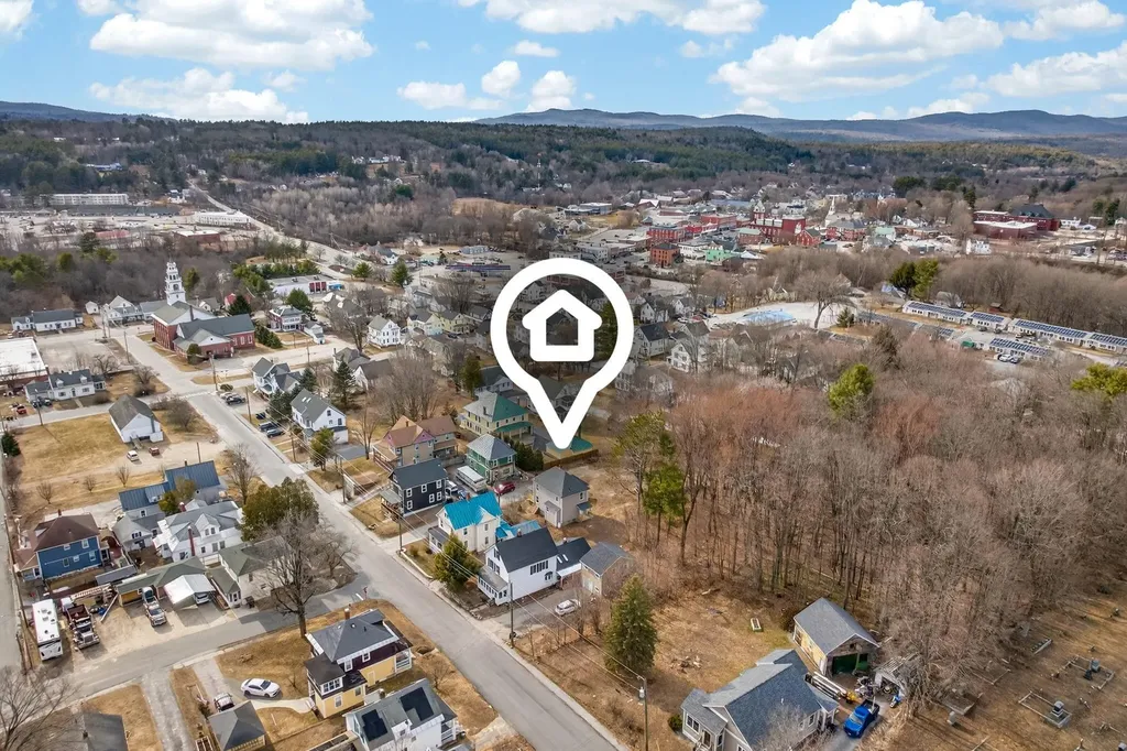52 Church Street Newport NH 03773