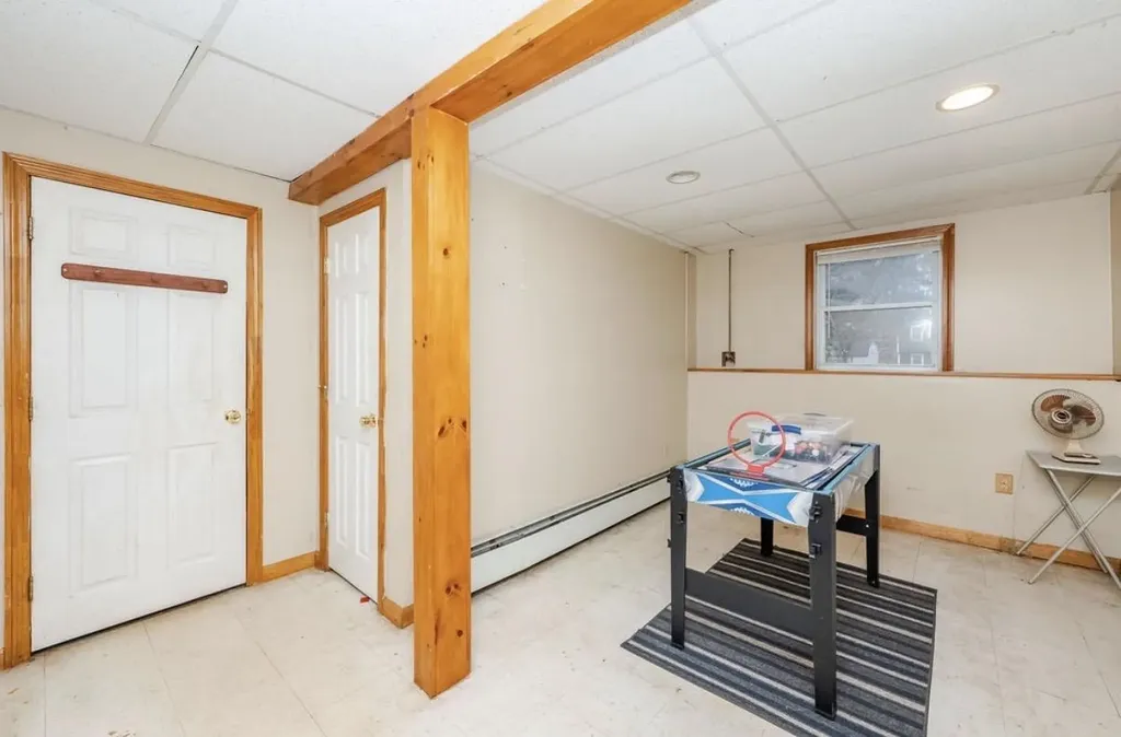 392 Whittier Drive Fremont NH 03044
