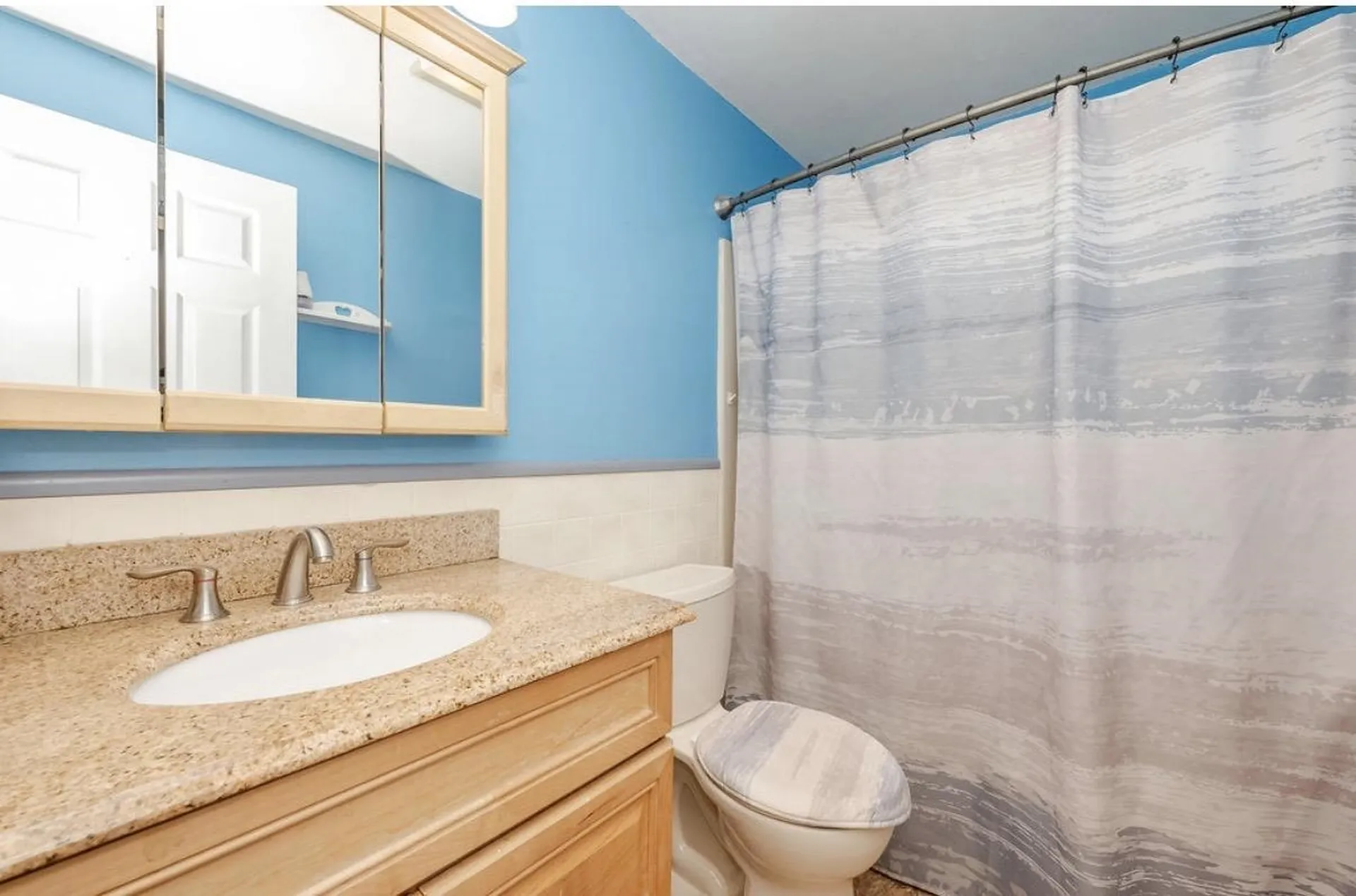 392 Whittier Drive Fremont NH 03044