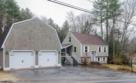 392 Whittier Drive Fremont NH 03044