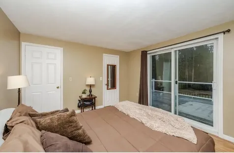 392 Whittier Drive Fremont NH 03044