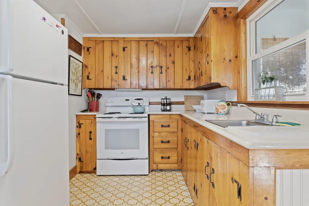 53 Foss Circle Rye NH 03870