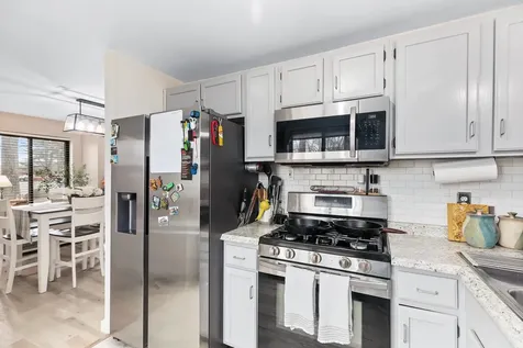 65 Dunvegan Woods Drive Hampton NH 03842