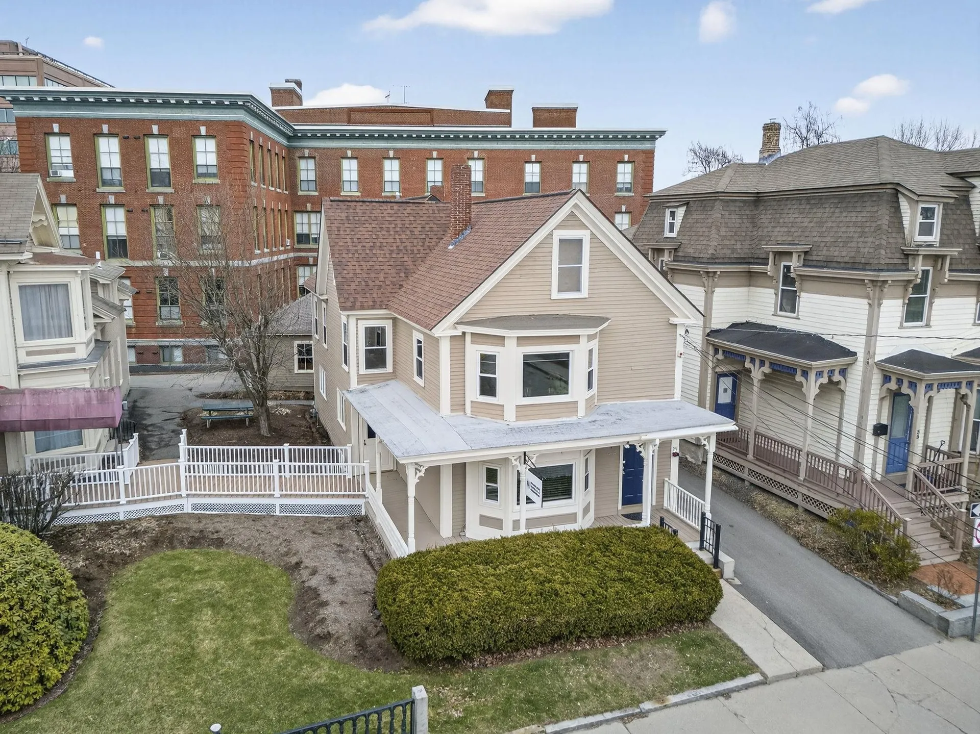 35 E Pearl Street Nashua NH 03060