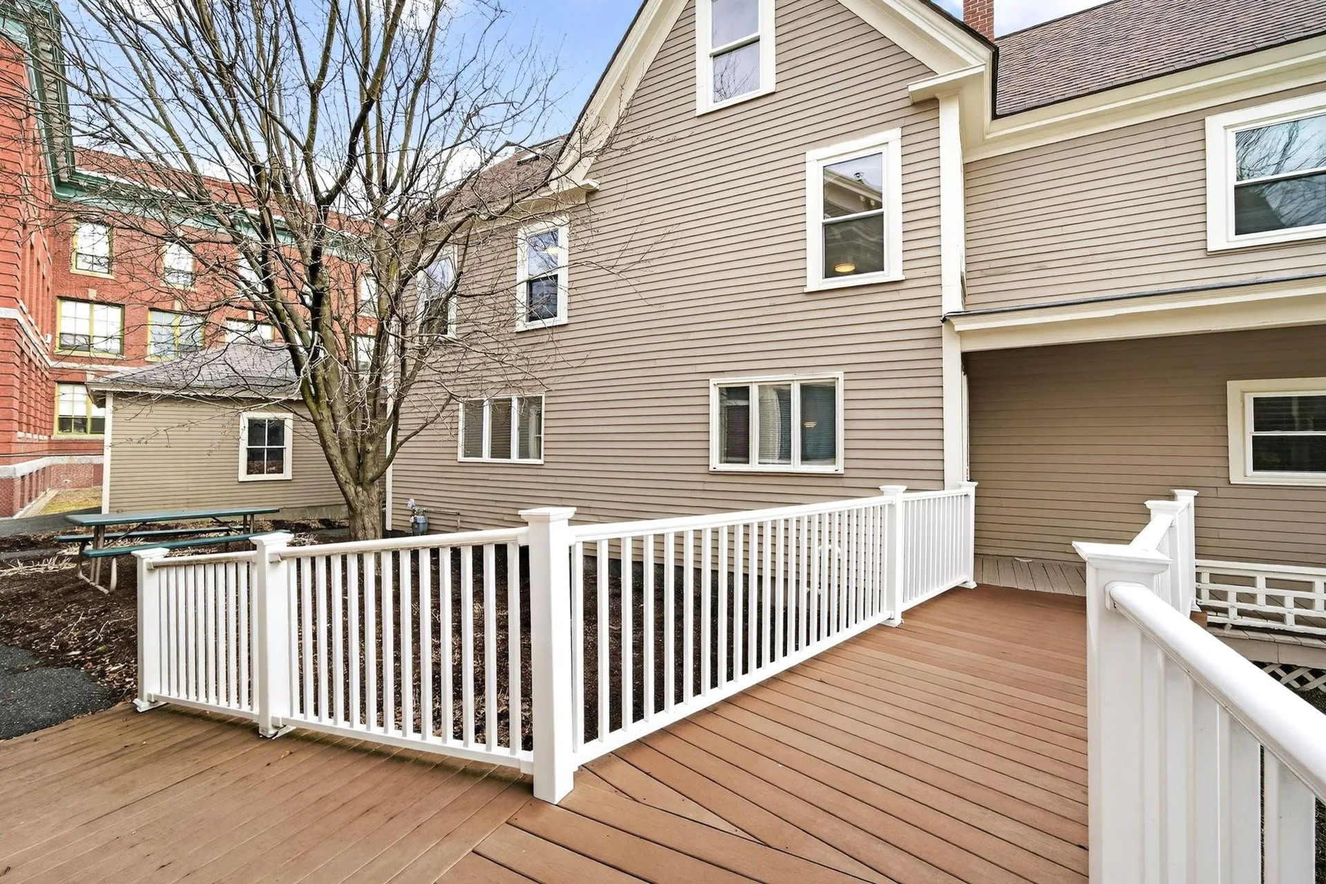 35 E Pearl Street Nashua NH 03060