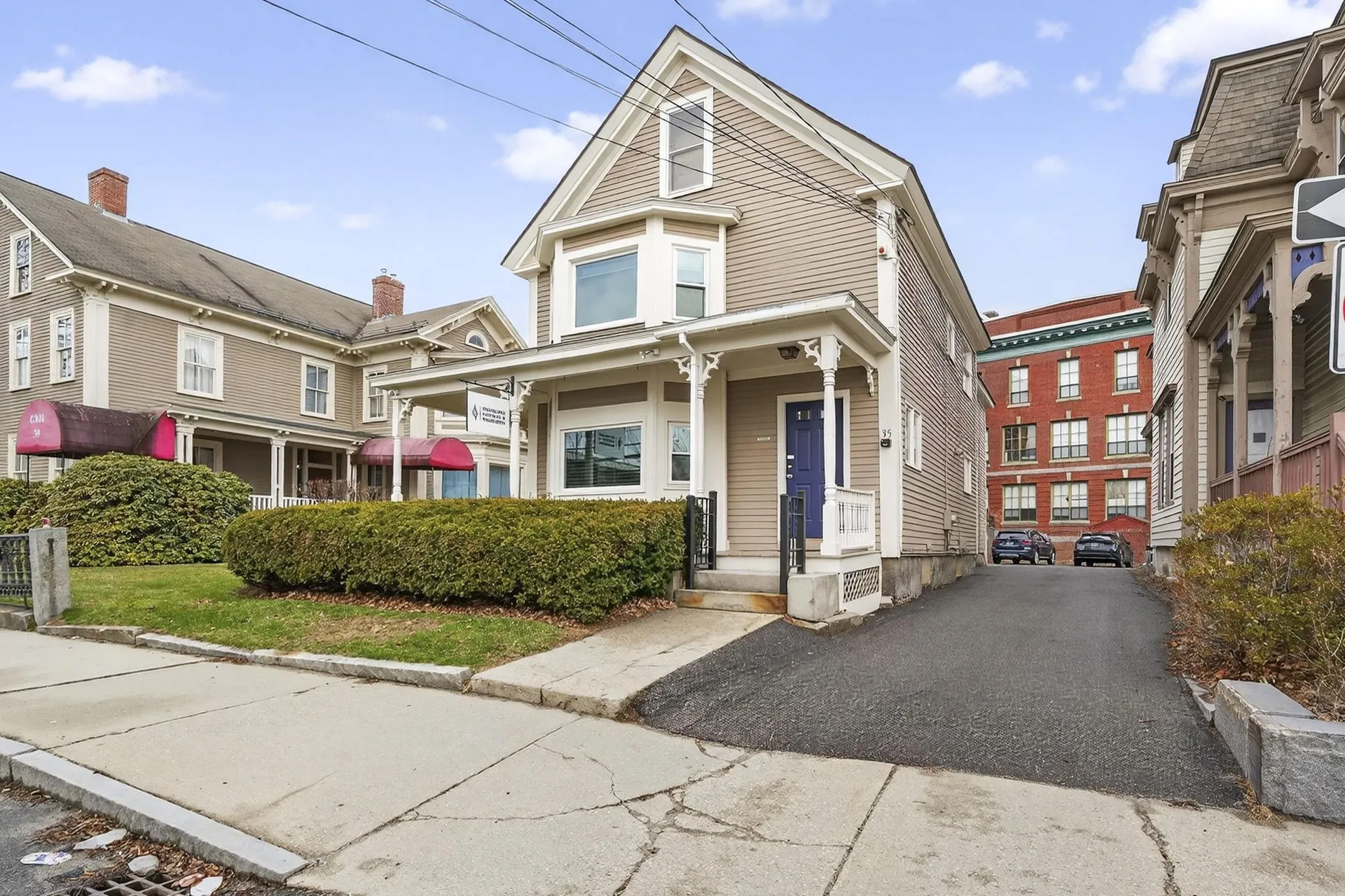 35 E Pearl Street Nashua NH 03060