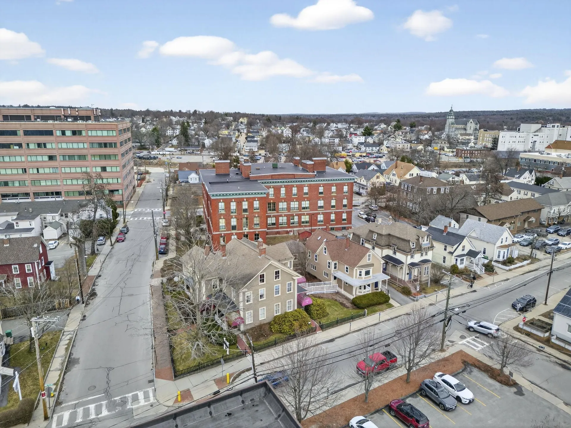 35 E Pearl Street Nashua NH 03060