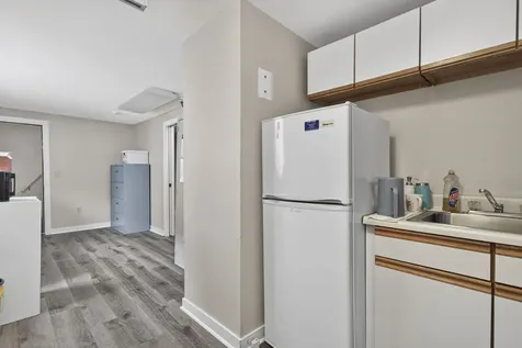 35 E Pearl Street Nashua NH 03060