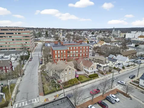 35 E Pearl Street Nashua NH 03060