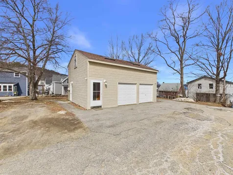 7 Morris Avenue Laconia NH 03246