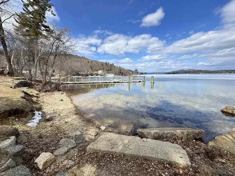 7 Morris Avenue Laconia NH 03246