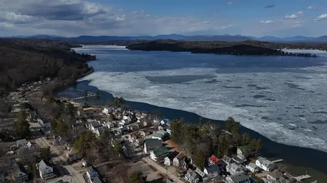 7 Morris Avenue Laconia NH 03246