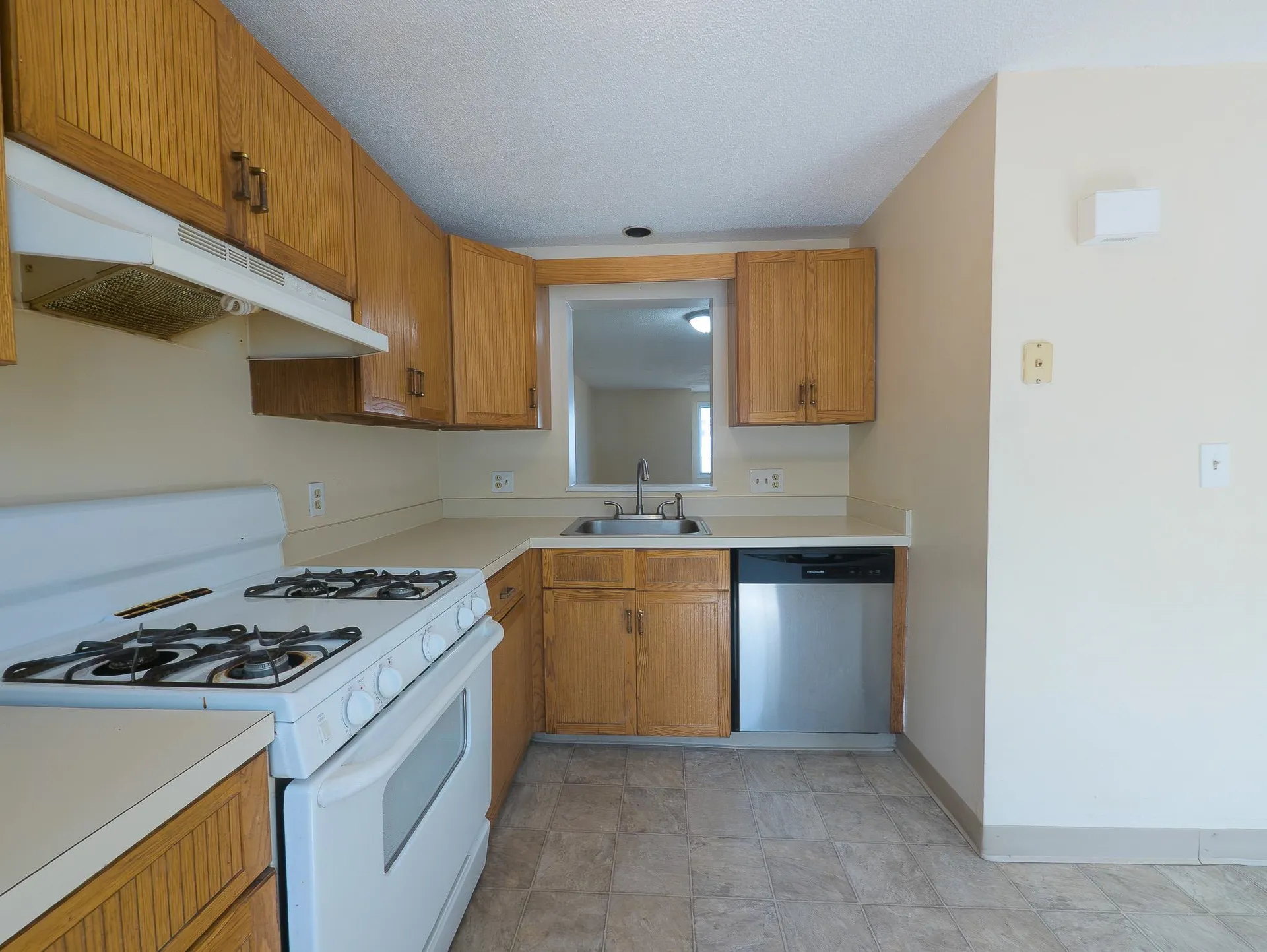 56 Merrimack Drive Merrimack NH 03054