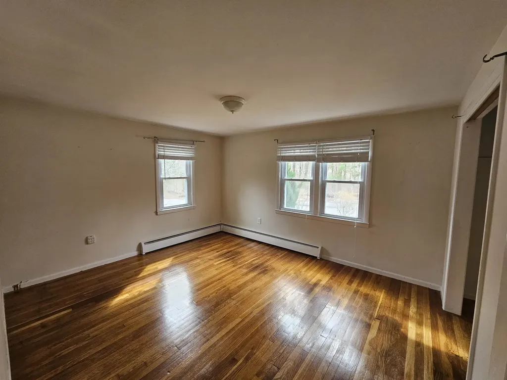 4 Fran Avenue Plaistow NH 03865