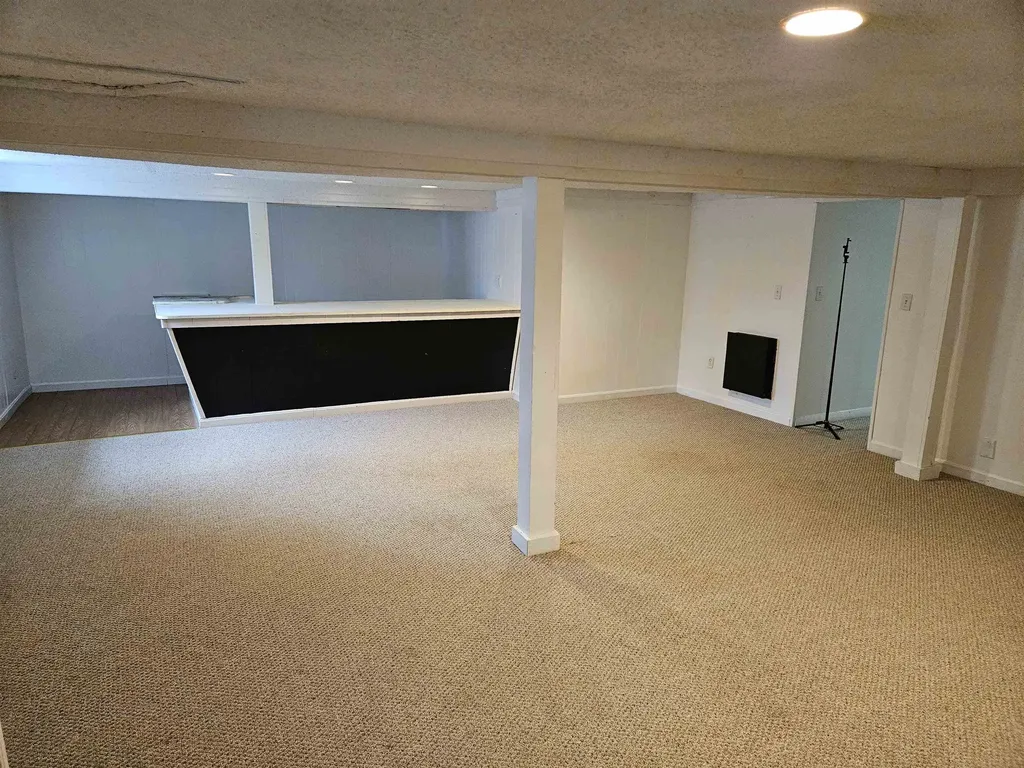 4 Fran Avenue Plaistow NH 03865