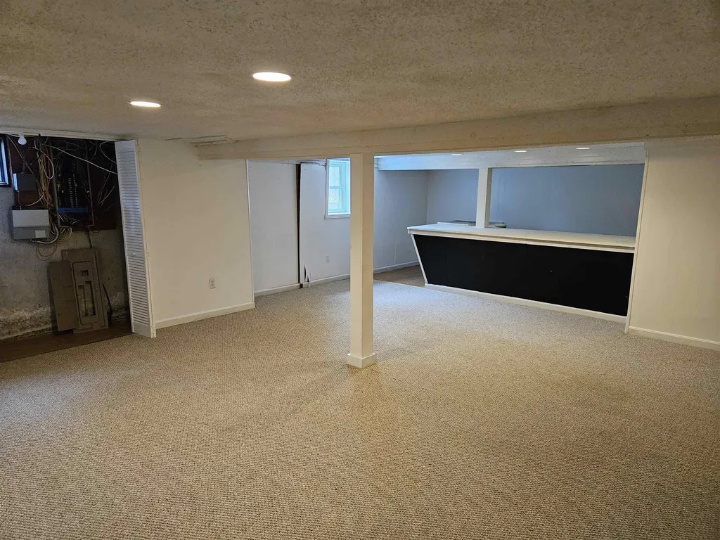 4 Fran Avenue Plaistow NH 03865