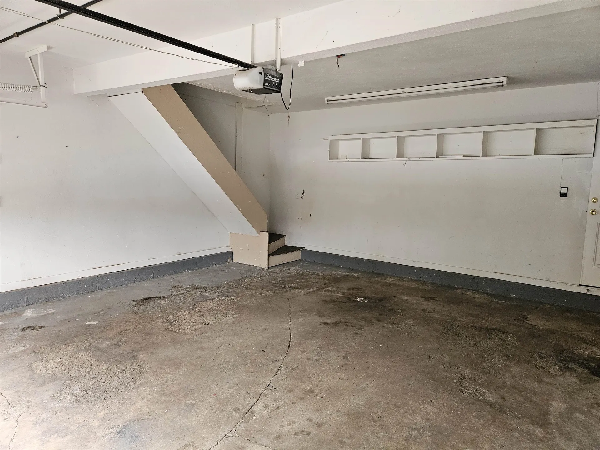 4 Fran Avenue Plaistow NH 03865