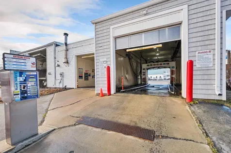 329 Daniel Webster Highway Meredith NH 03253