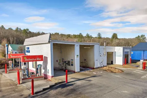 329 Daniel Webster Highway Meredith NH 03253