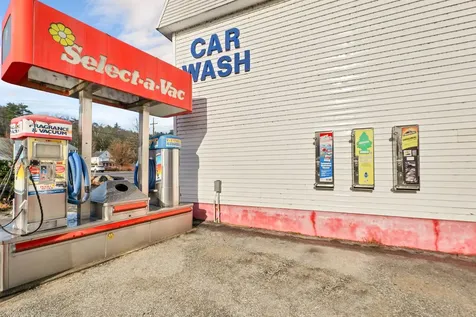 329 Daniel Webster Highway Meredith NH 03253