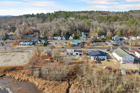 329 Daniel Webster Highway Meredith NH 03253