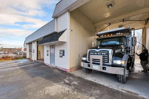 329 Daniel Webster Highway Meredith NH 03253