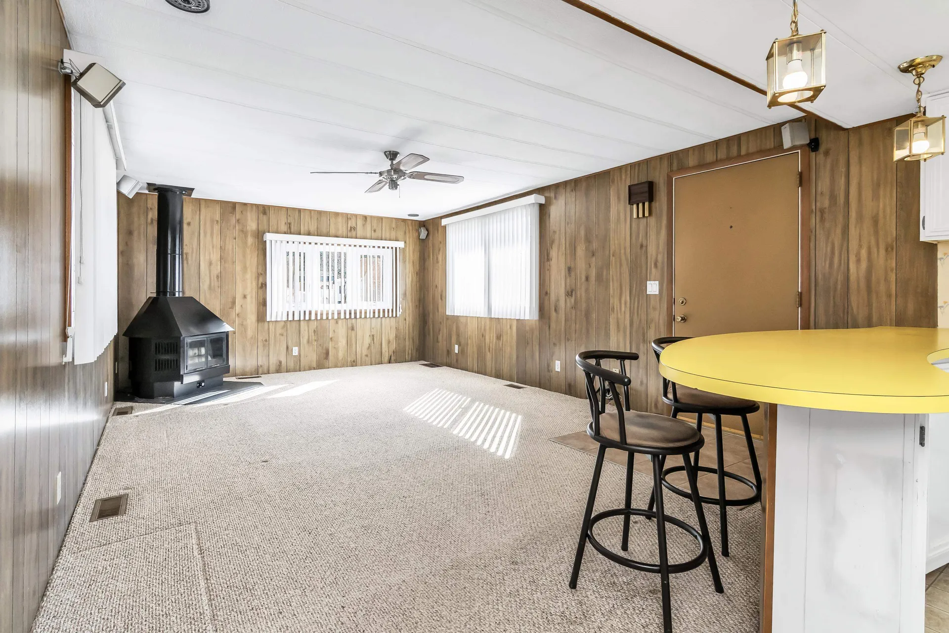 47 Scott Avenue Seabrook NH 03874