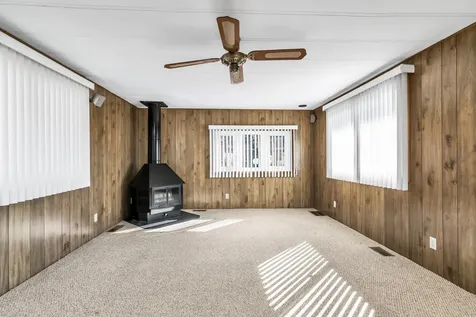 47 Scott Avenue Seabrook NH 03874