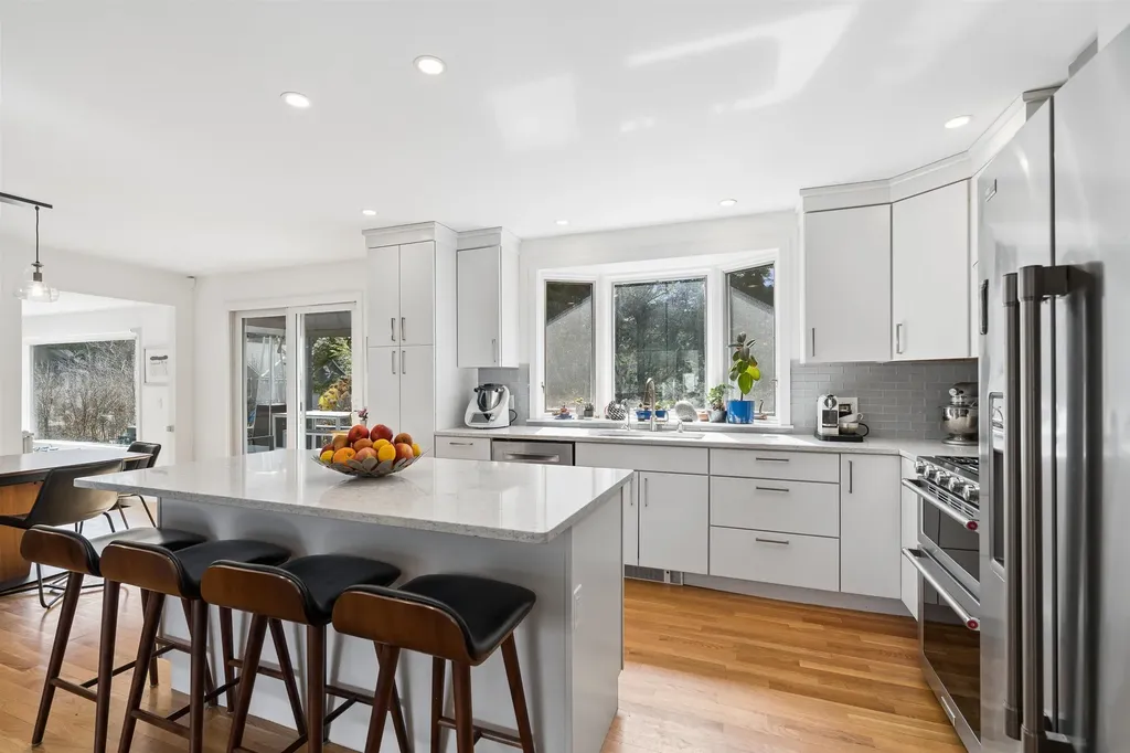 3 Woodmore Drive Hanover NH 03755