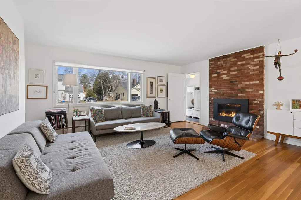 3 Woodmore Drive Hanover NH 03755